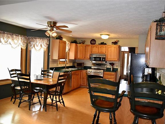 5th image of 3900 Burgundy Bay Blvd W