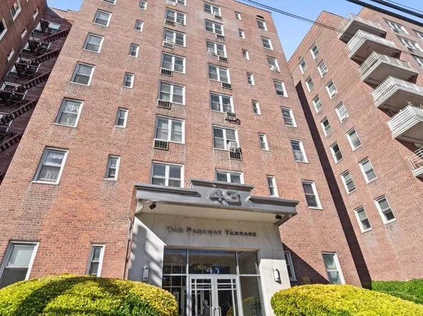 43 Bronx River Road #8L, Yonkers, NY 10704