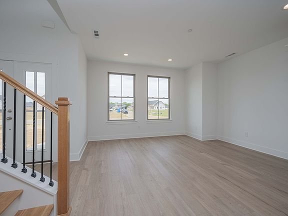 3rd image of 10119 Bighorn Ln
