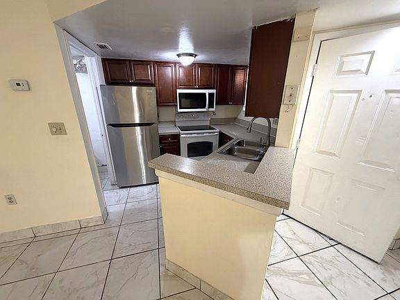 2nd image of 1932 Lake Atriums Cir APT 67