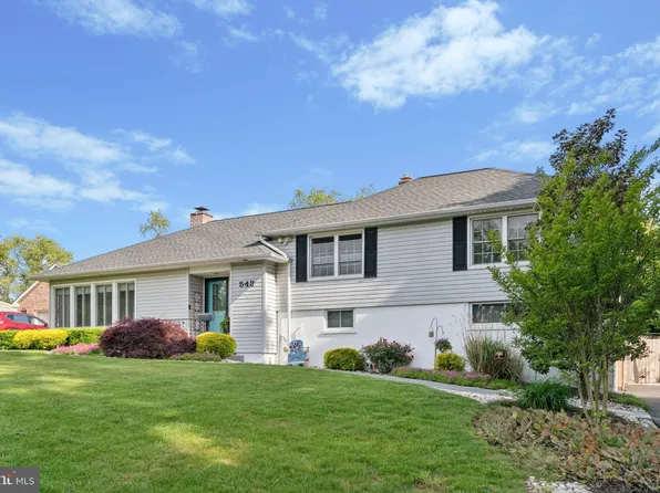 543 Austin Dr, Fairless Hills, PA 19030