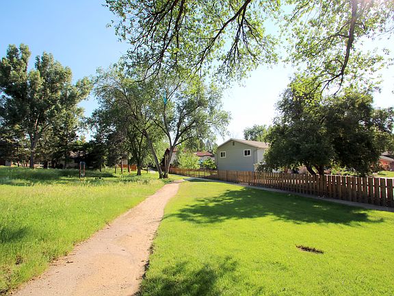 Next to Open Space & Trails