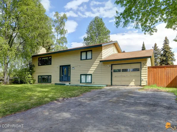 5031 Bryn Mawr Ct, Anchorage, AK 99508