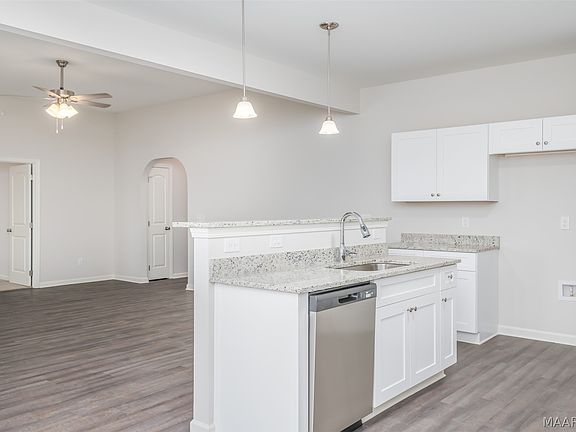 4th image of 185 Hornsby Rd