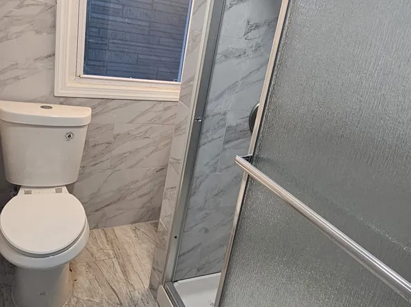 779 Montgomery Street image 3 of 12