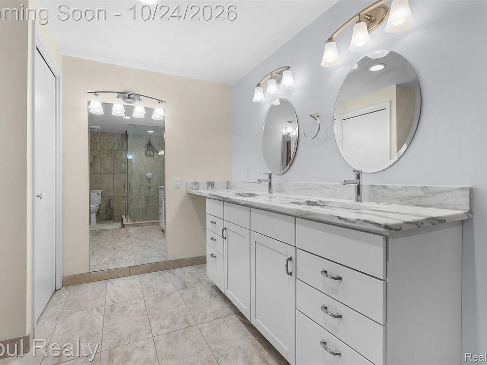 6839 White Pine Dr, photo 27