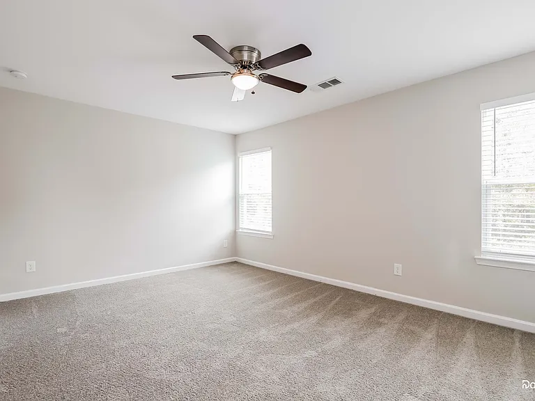 320 Fern Ct — Photo 14