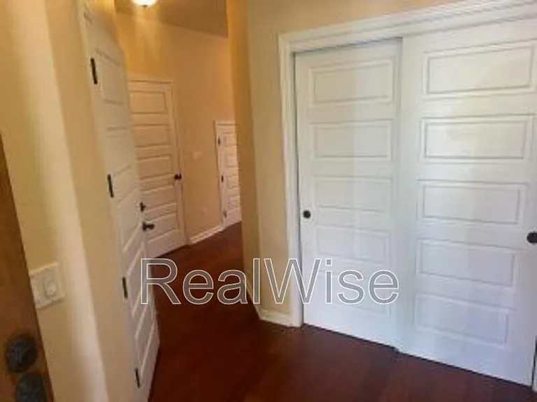 1709 Softwood Way — Photo 11