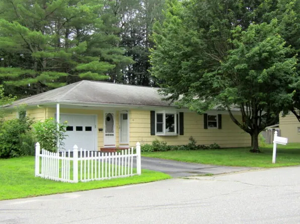 43 McArthur Avenue, Lewiston, ME 04240