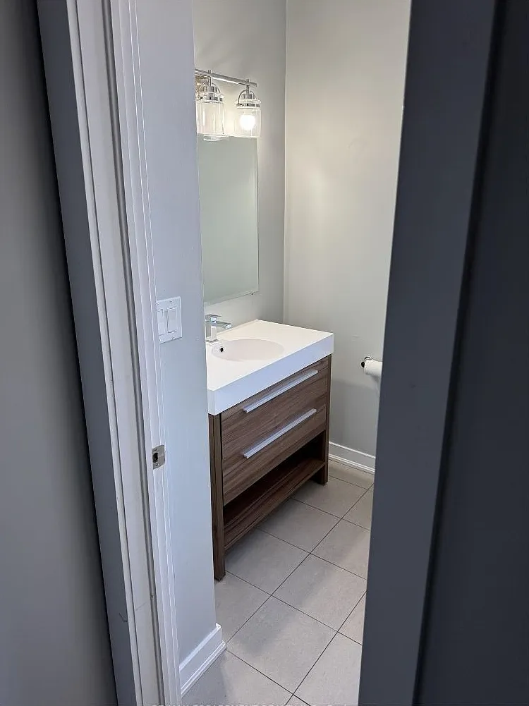 3 bed, $1,900 — Photo 3
