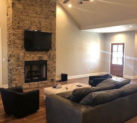 4th image of 260 Miss Abby Ln