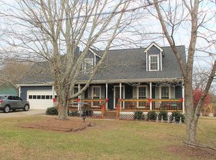 890 Turner Dr, Lawrenceville, GA 30046