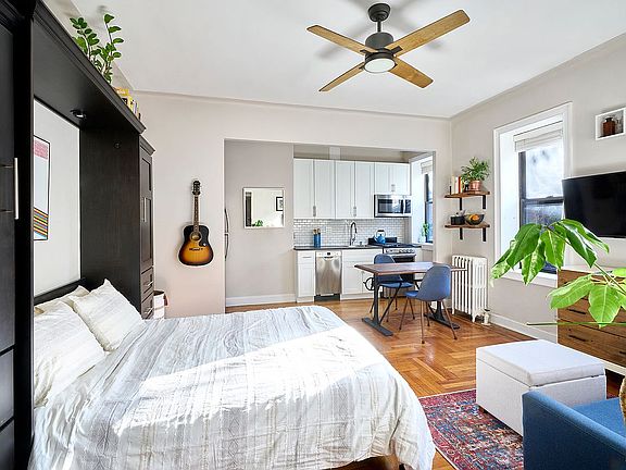 3rd image of 80 Winthrop St APT J1