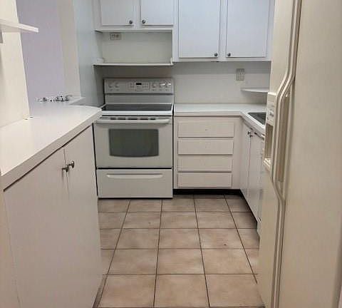 3rd image of 1421 S Ocean Boulevard #218