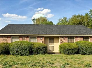 6604 Carloway Dr, Fayetteville, NC 28304