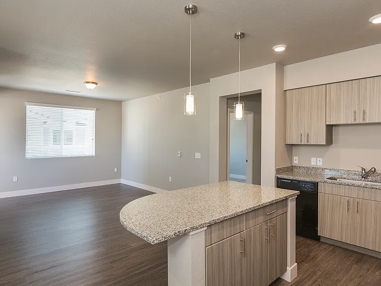The Overlook at Interquest Apartments — Photo 31