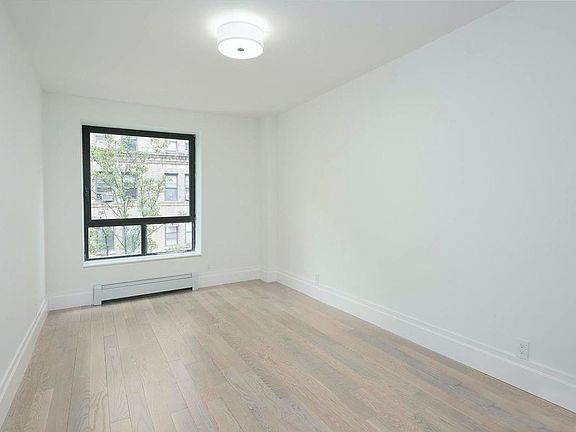 4th image of 250 W 88th St APT 401