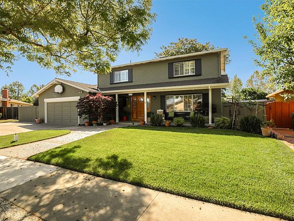 3rd image of 1494 Jenvey Ave