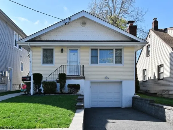 39 Niagara St, Dumont Boro, NJ 07628