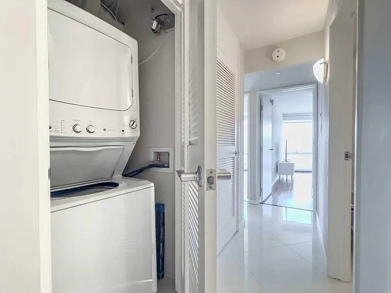 1288 Kapiolani Blvd #4408 — Photo 33