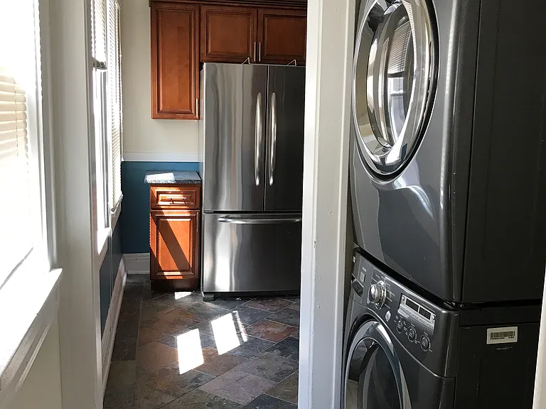 2473 N Frederick Ave — Photo 2