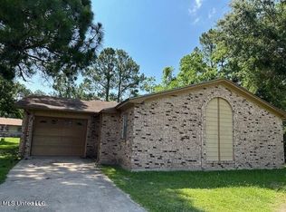 2900 Garden Dale Ave, Gautier, MS 39553