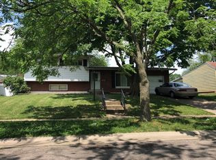 11561 Folkstone Dr, Cincinnati, OH 45240