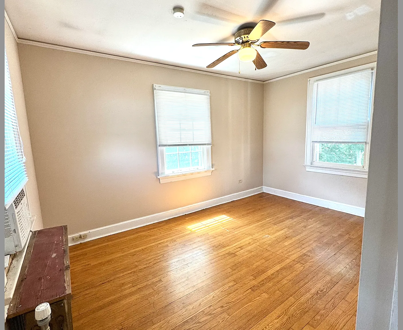 2 bed, 1.5 bath, 1000 sqft, $965 — Photo 1
