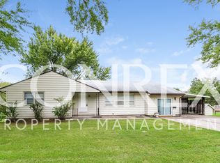 1504 Osage St, Leavenworth, KS 66048
