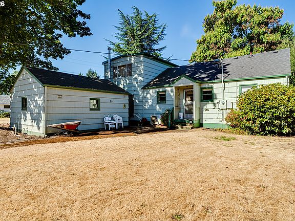 5th image of 1345 Oak Dr