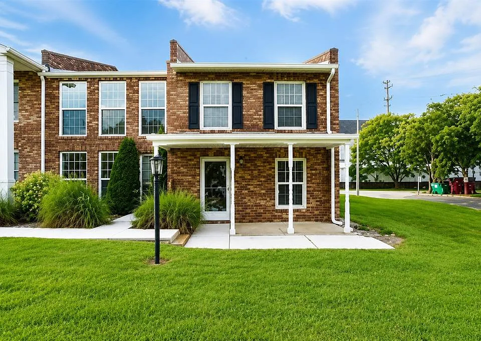 5850 Cypress Gardens Blvd #608