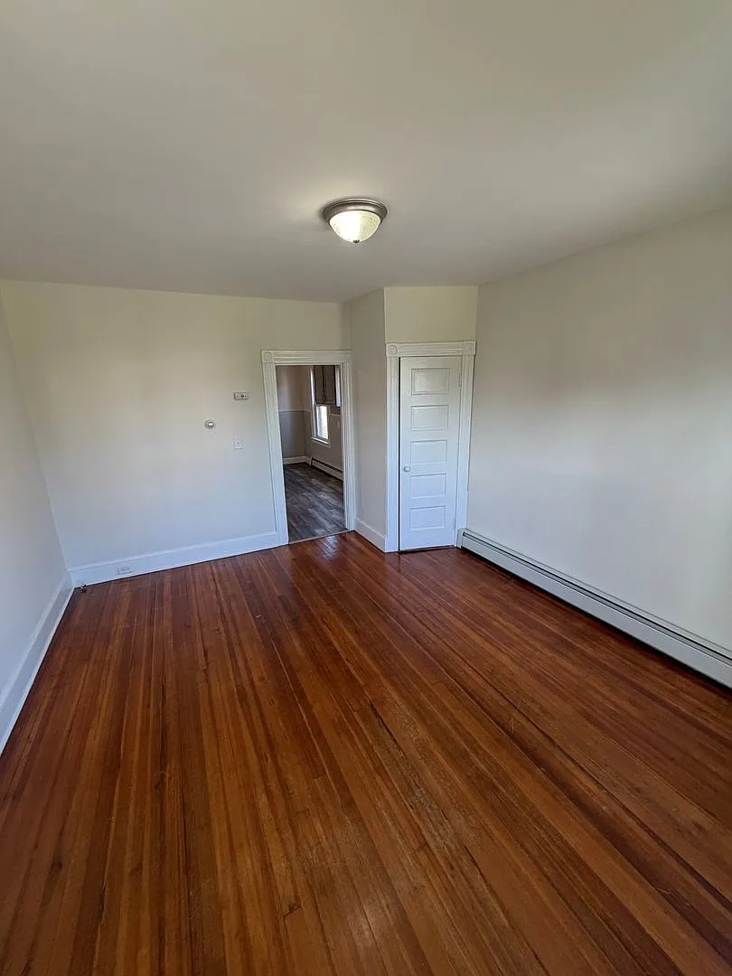 40 Horace St. — Photo 2