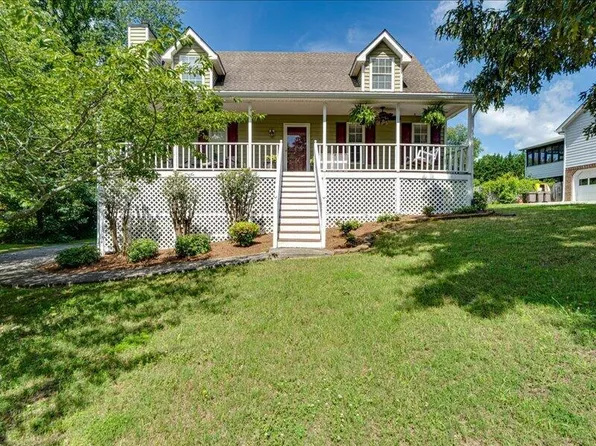 8735 Brookhill Dr, Hixson, TN 37343