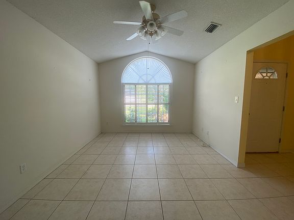 20220815_205009907_iOS_08172022