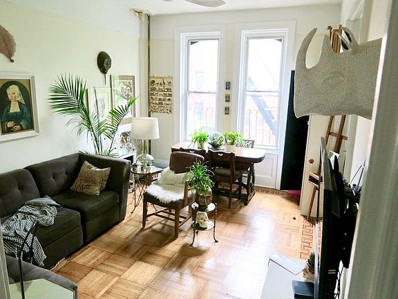 4th image of 547 Hancock St APT 3F