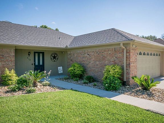 4th image of 210 Windridge Dr