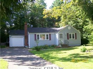 6 Sweetbrier Rd, East Granby, CT 06026