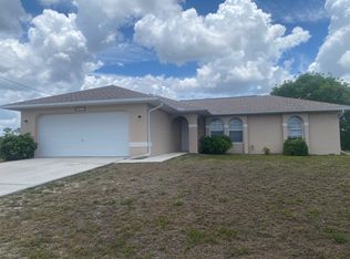 4401 NE 22nd Pl, Cape Coral, FL 33909