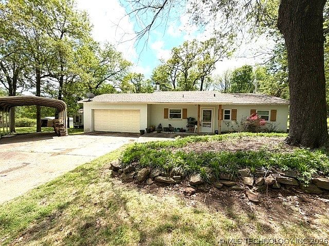 1st image of 33978 Eagle Cir