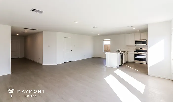 3084 Fantasy Terrace Dr — Photo 8