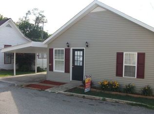 12 Marchbanks St, Sparta, TN 38583