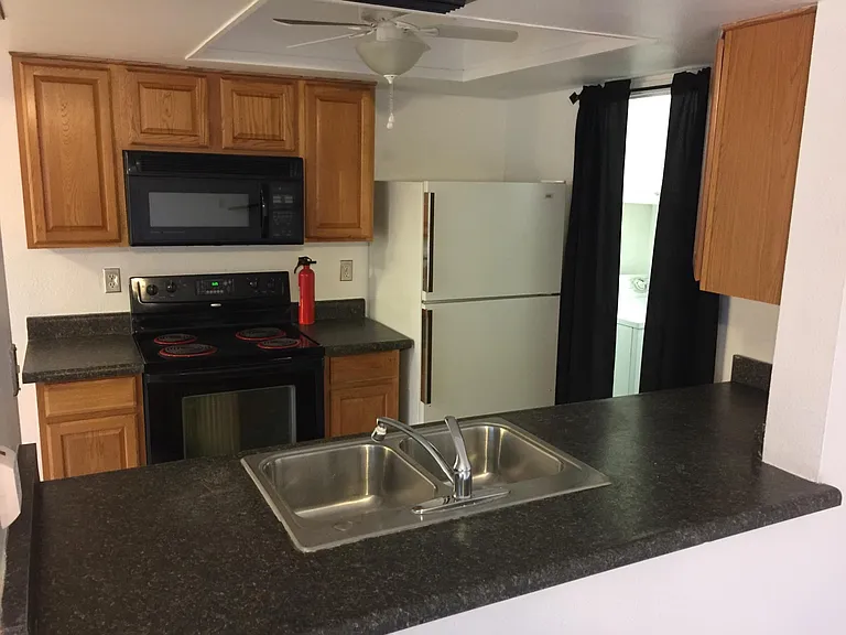 5308 W Redfield Rd — Photo 3