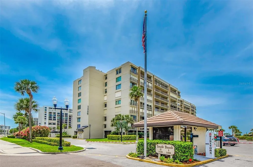 1430 Gulf Blvd — Photo 2