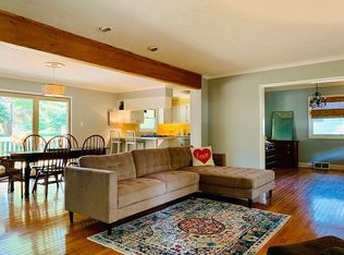 1810 S Oxford Dr, Bloomington, IN