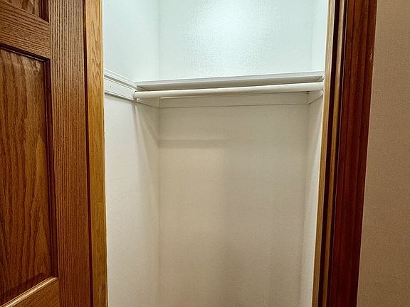 5th image of 425 E Lincoln St #0