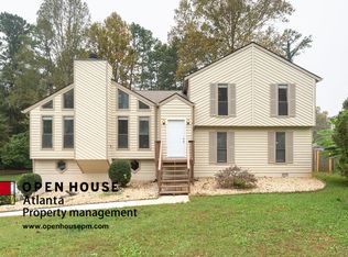 349 Triborough Holw, Lawrenceville, GA 30044