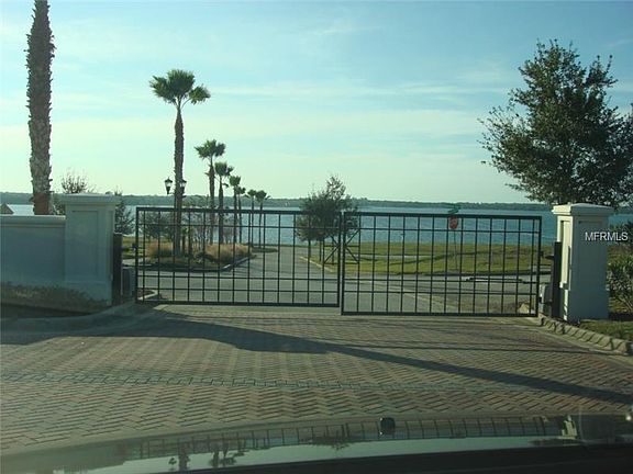 5th image of 808 Waterfern Trail Dr
