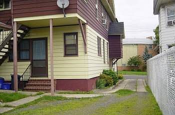 2nd image of 144 Jackson St