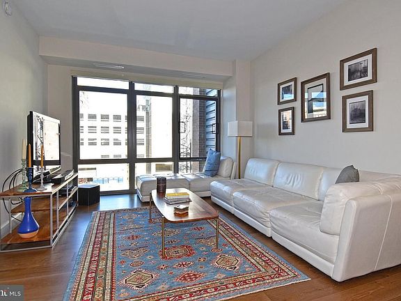 3rd image of 7171 Woodmont Ave Unit 303