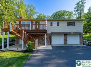 716 Front St, Roseto, PA 18013